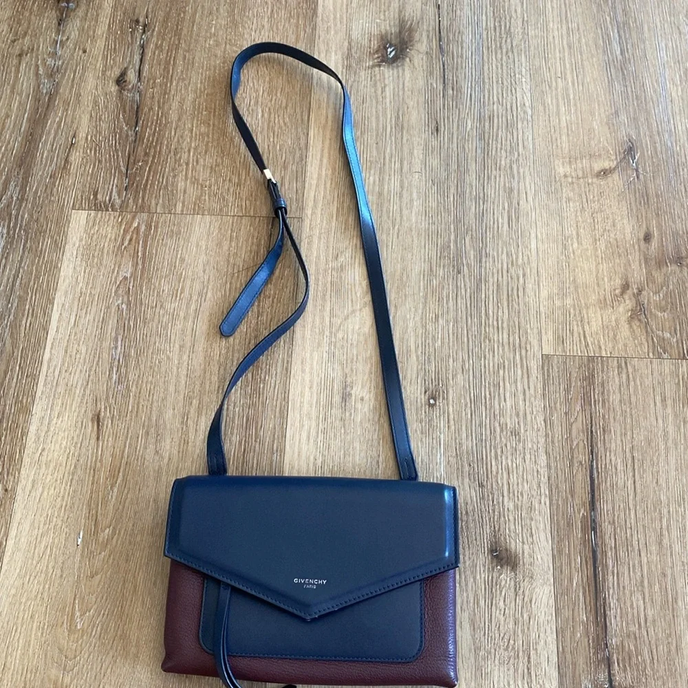 Givenchy Crossbody - Picture 7 of 8